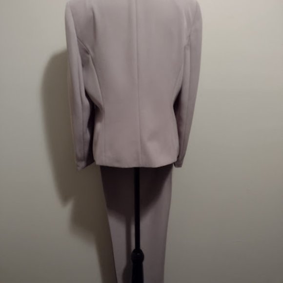 Ingenuity, 2pc Pant Suit, Beige Color, Size-12, Dry Cleaned - Picture 5 of 8